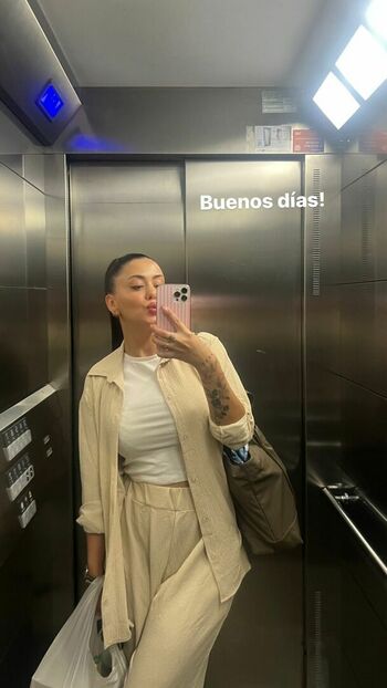 Rosario Matew