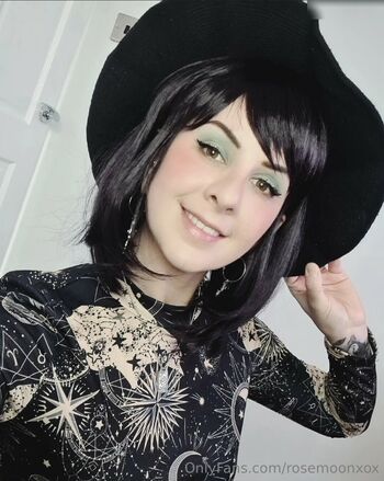rosemoonxox