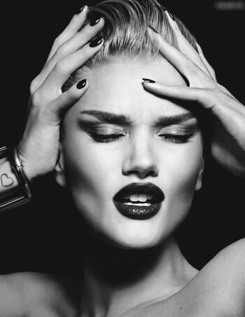 Rosie Huntington-Whiteley