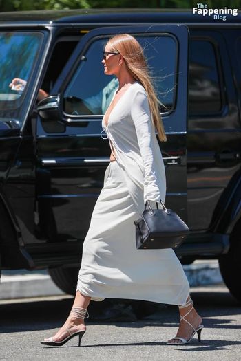 Rosie Huntington-Whiteley