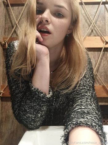 rosie_wettie