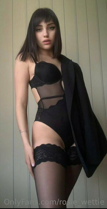 rosie_wettie
