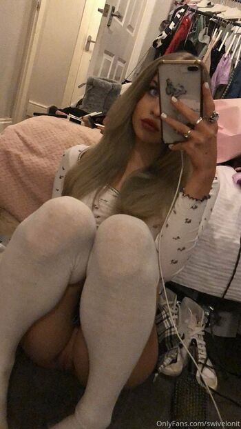 rosieanya