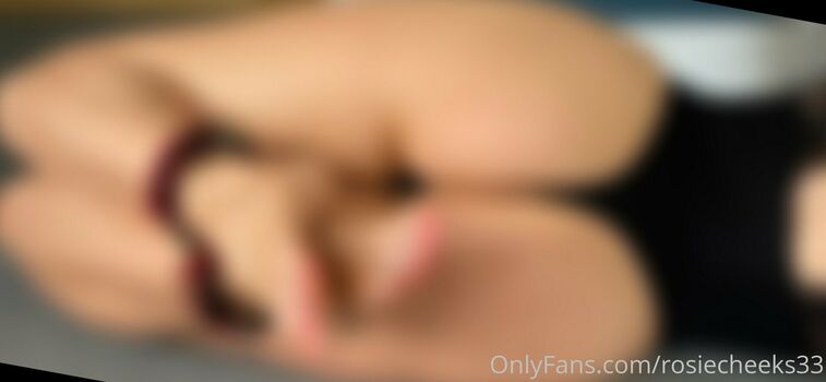 rosiecheeks33