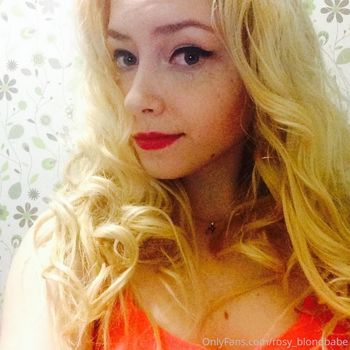 rosy_blondbabe