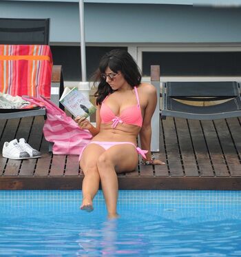Roxanne Pallett