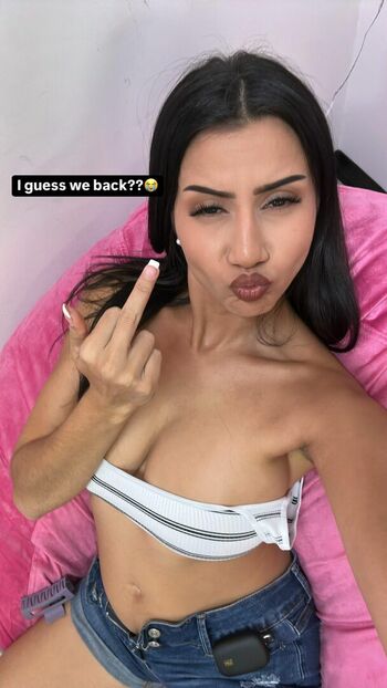 Roxie Sinner