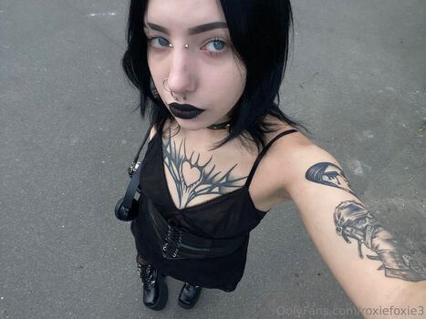 roxiefoxie3