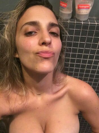 Roxy Striar