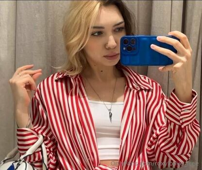 roxyloove_free