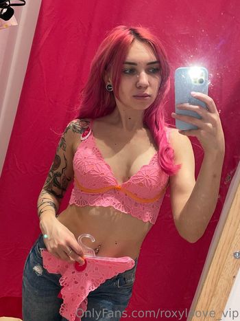 roxyloove_vip