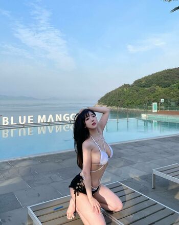 Ryeoni 려니