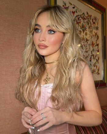 Sabrina Carpenter
