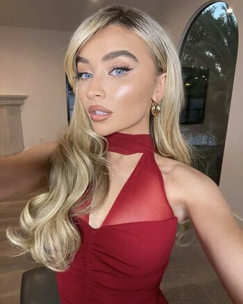 Sabrina Carpenter