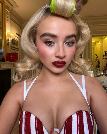 Sabrina Carpenter