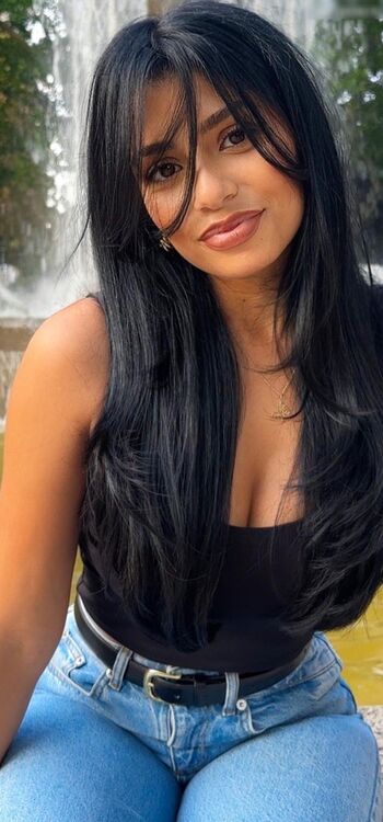 Sabrine Khan