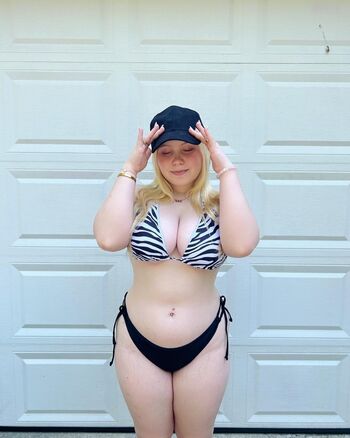 sadie8808