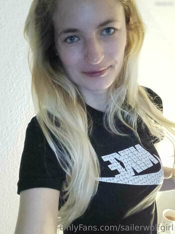 sailerwolfgirl