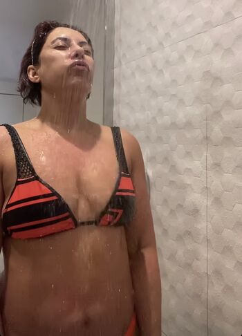 Saira Khan