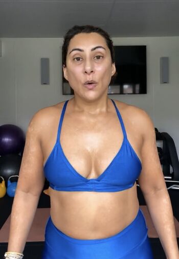 Saira Khan