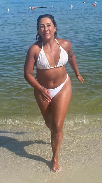 Saira Khan
