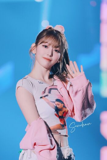 Sakura Miyawaki 宮脇 咲良
