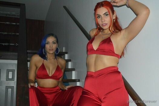 Salina De La Renta