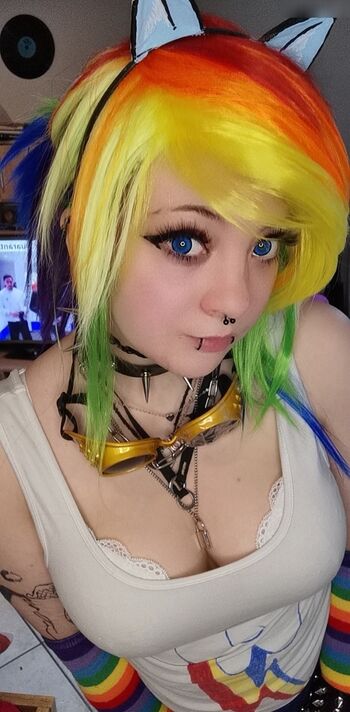 Sam aka littlescarefox