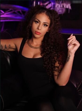 Samantha Irvin