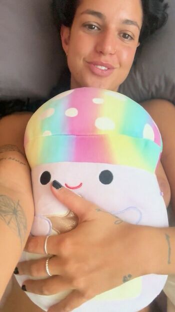 Samantha Manovski