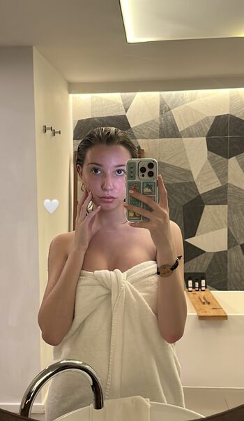 Samantha Schwartz
