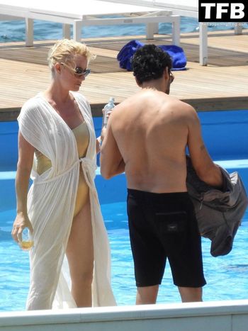 Sandra Lee