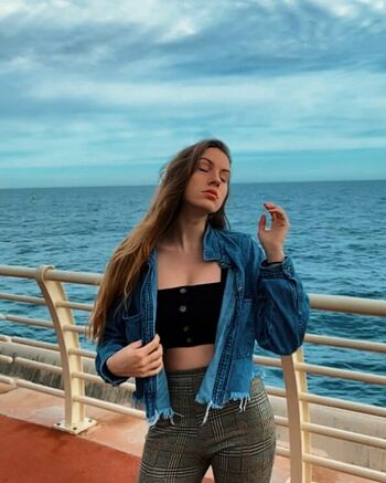 Sarah A-L