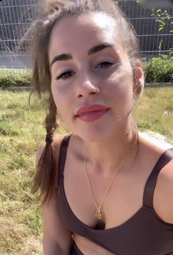 Sarah Engels