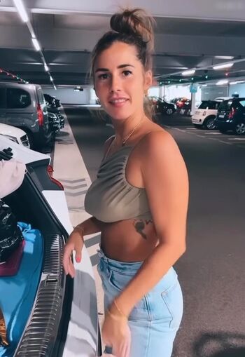 Sarah Engels