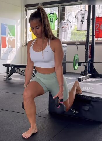 Sarah Engels