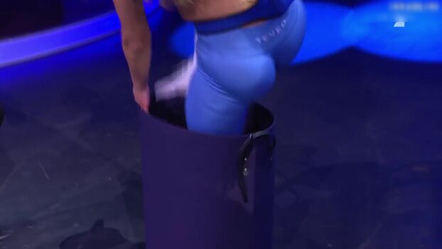 Sarah Engels