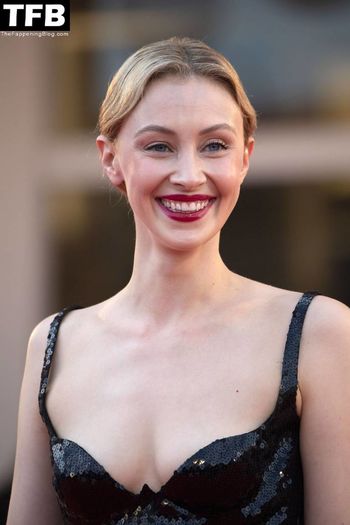 Sarah Gadon