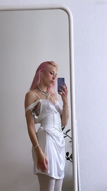 Sarahtoninx9_