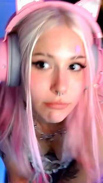 Sarahtoninx9_