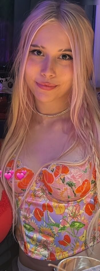 Sarahtoninx9_