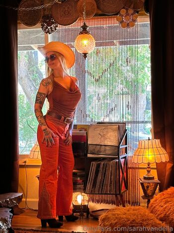 sarahvandella