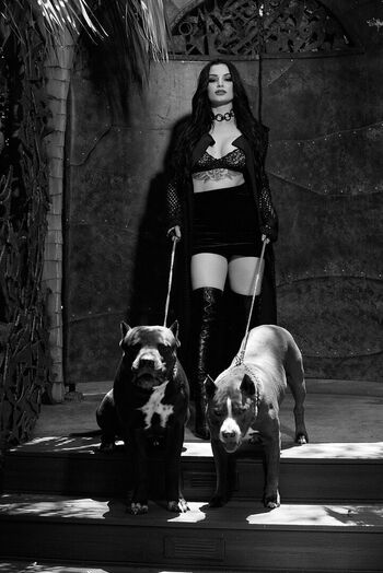 Saraya Bevis