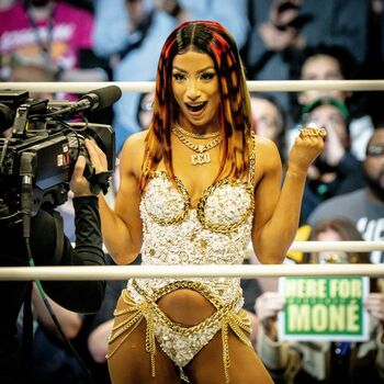 Sasha Banks