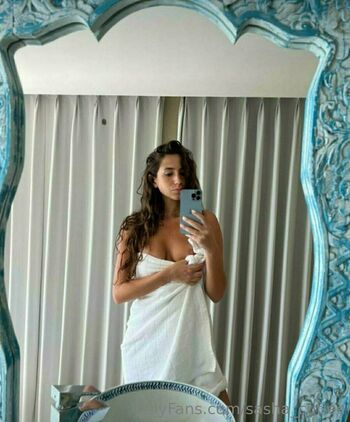 sasha_cutiee