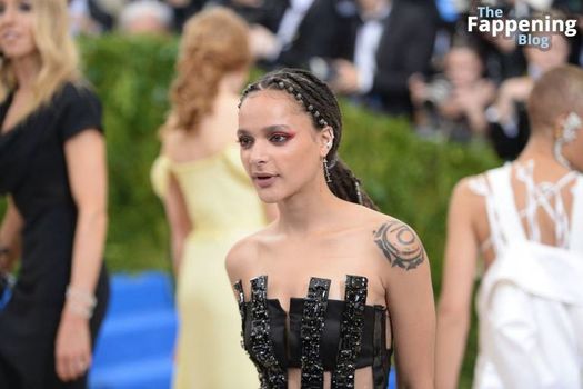 Sasha Lane