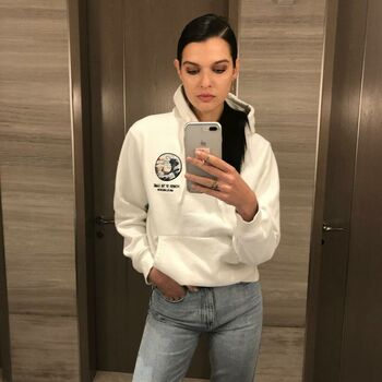 Sasha Zotova
