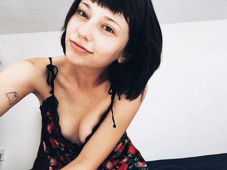 Savannah Brown