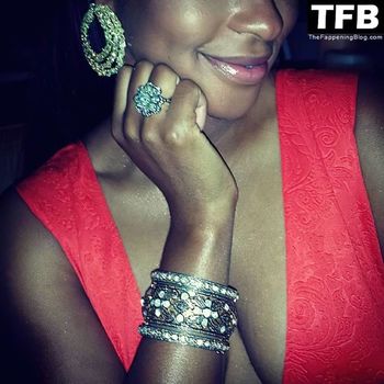 Savannah James