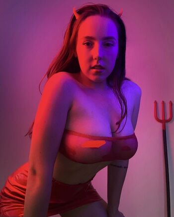 Savannah Parker